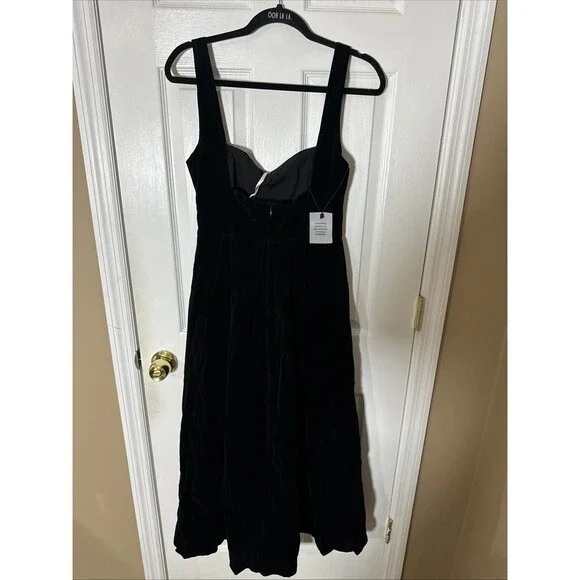 NWT More To Come Cinthia Velvet Dress Size S - Picture 8 of 8